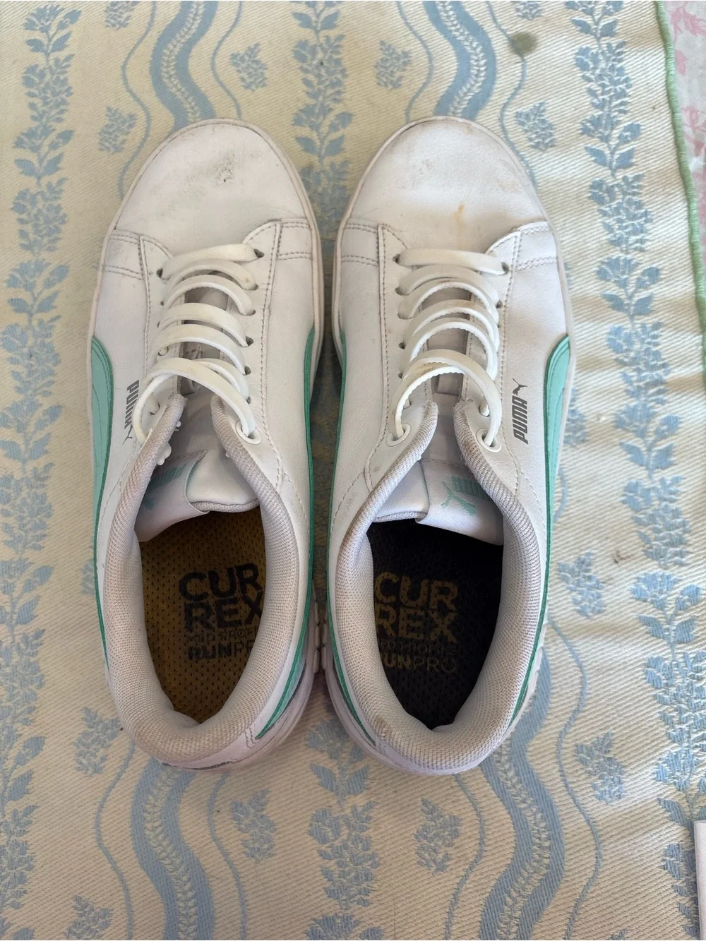 Puma Women's White Sneakers with teal Stripe